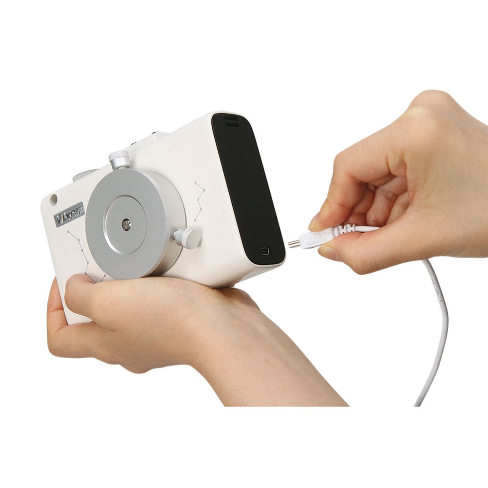 Connecting by mini USB the Vixen POLARIE Star Tracker Camera Mount for Astrophotography